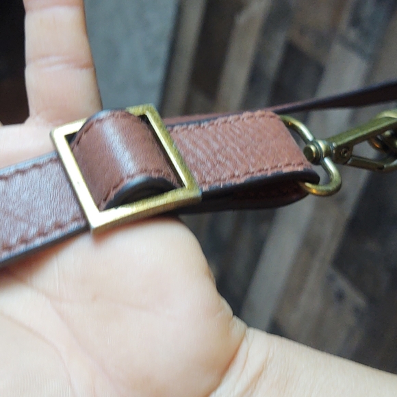 G.H. Bass & Co Brown Leather Crossbody Bag - Picture 10 of 12